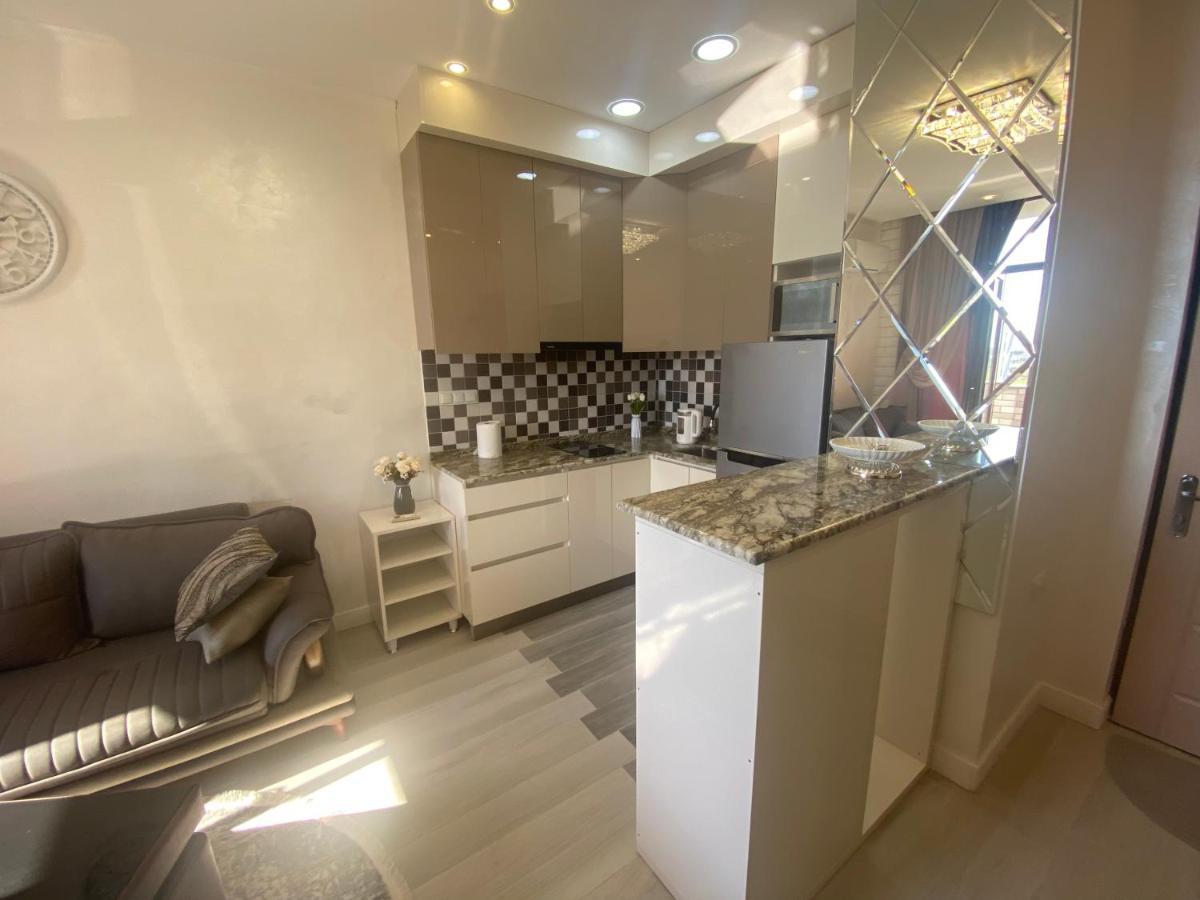 Jasmine Apartment In New Bulvar Батуми Экстерьер фото